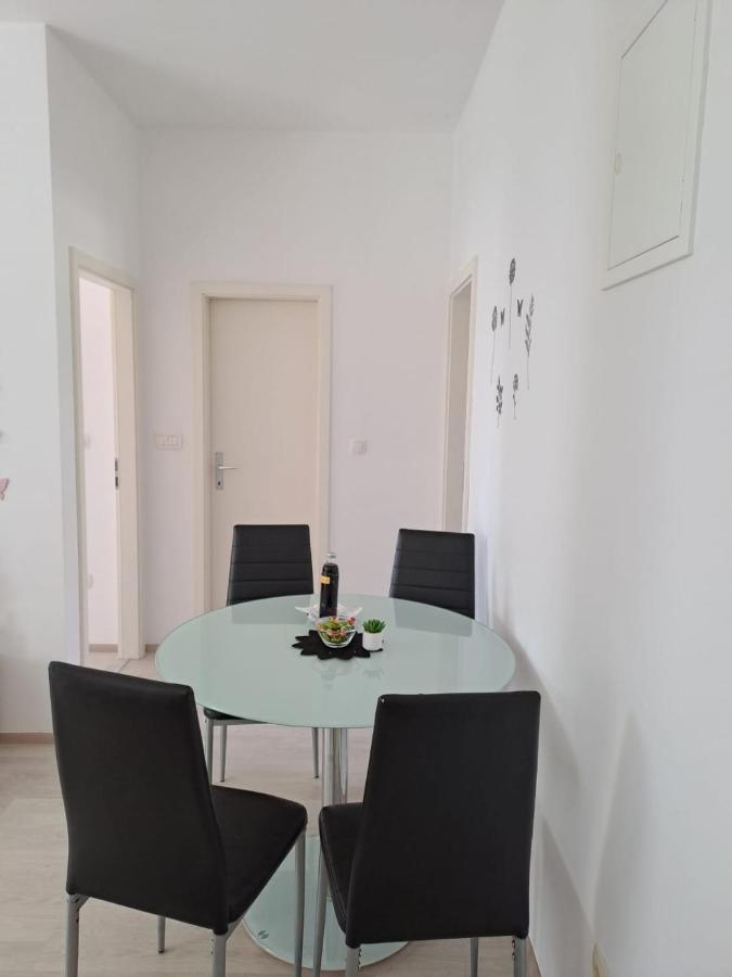 Апартаменти Apartman Tanja Біліце Екстер'єр фото
